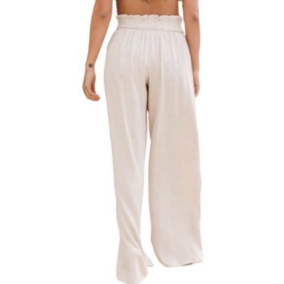 Pink Lily- “Stolen Kiss” Taupe Linen Beach Pants - Picture 4 of 6